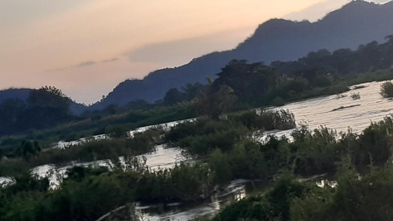 Sompong Sunset View Guest House Ban Dondét Buitenkant foto