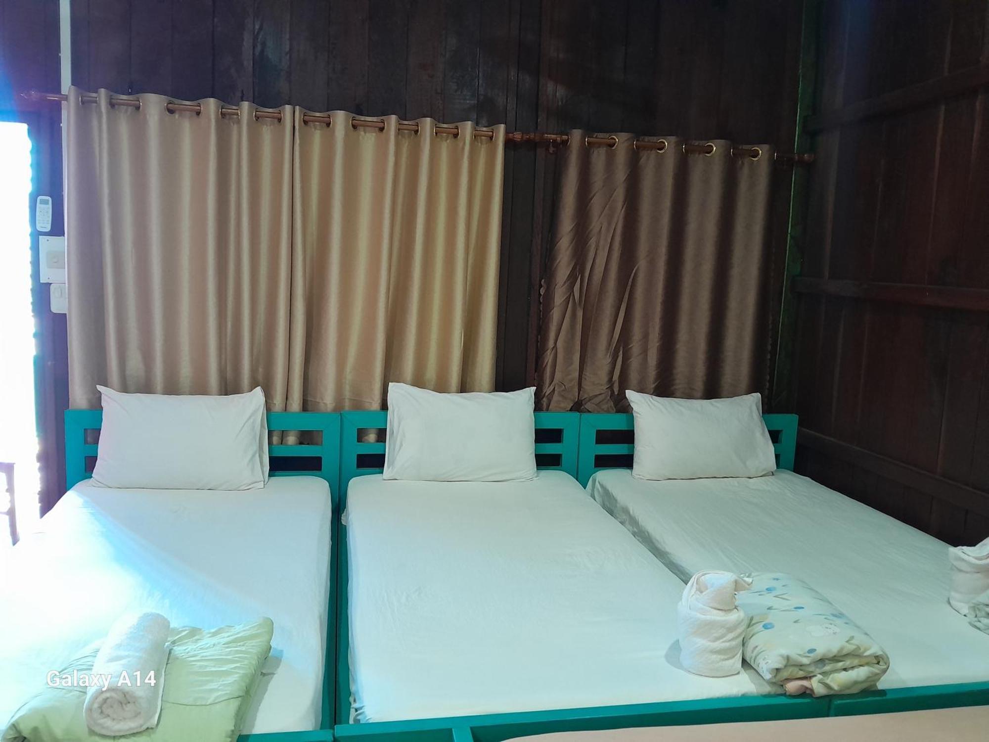 Sompong Sunset View Guest House Ban Dondét Kamer foto